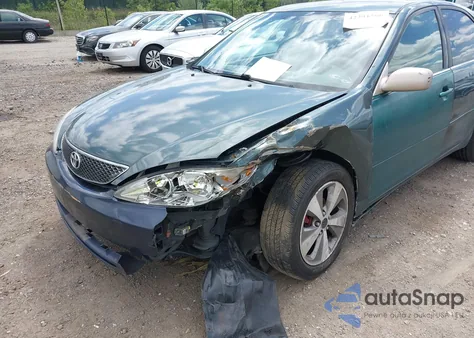 2005 Toyota Camry Xle из США, поврежденный, VIN 4T1BE30K05U088993